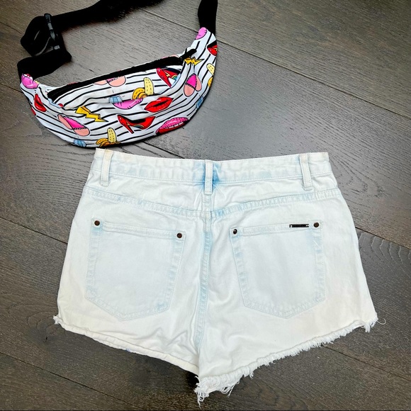 Harlow High Rise Ripped Jean Shorts - Picture 2 of 5